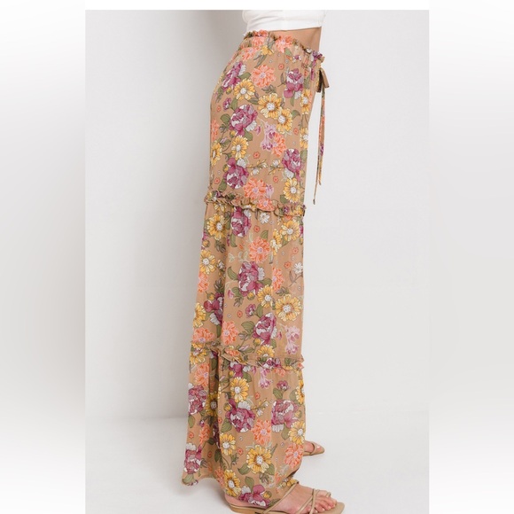 29 Boho Floral Print Ruffled Tiered Pants - Picture 7 of 7